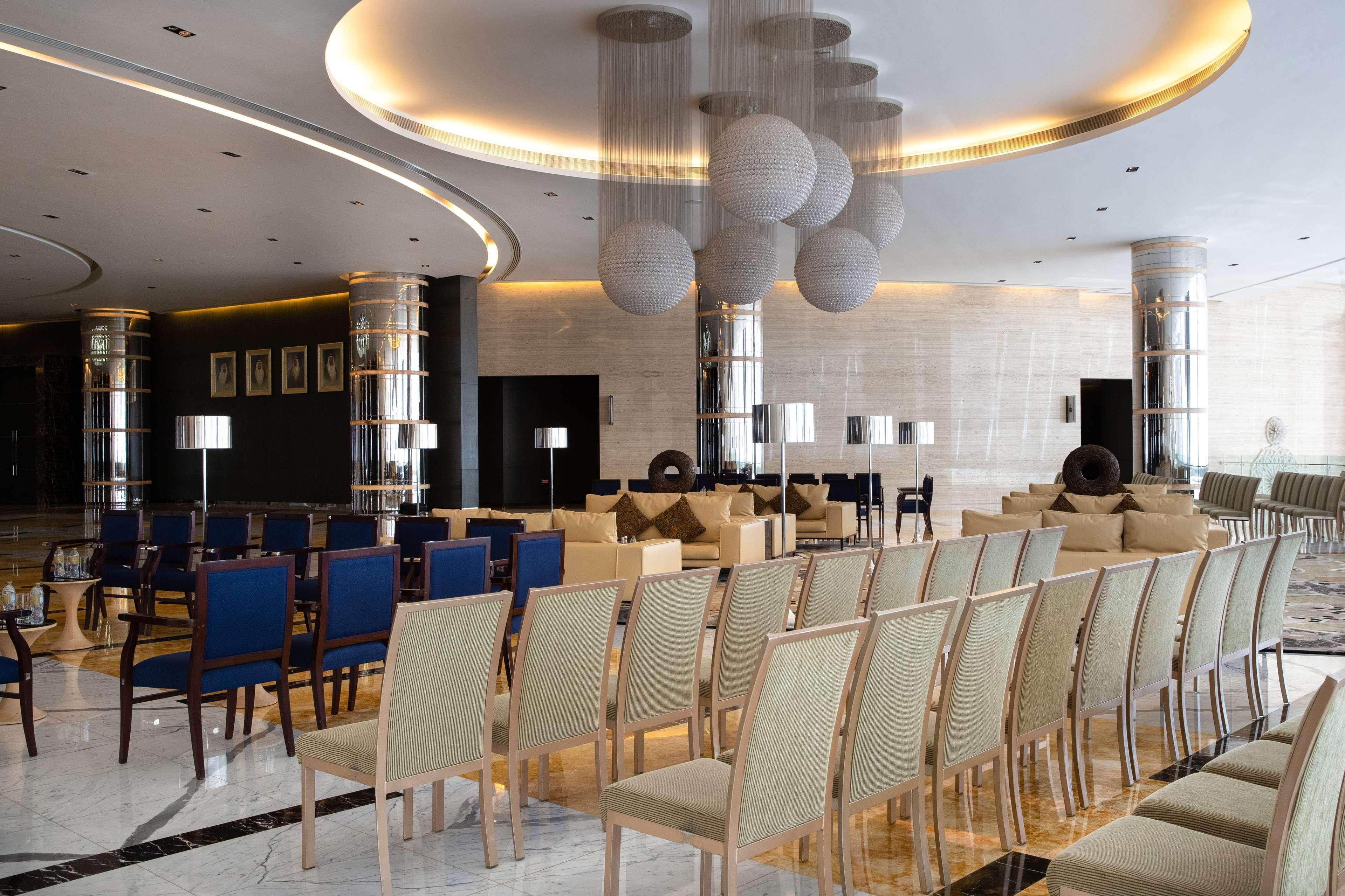 Conrad Etihad Towers 5*