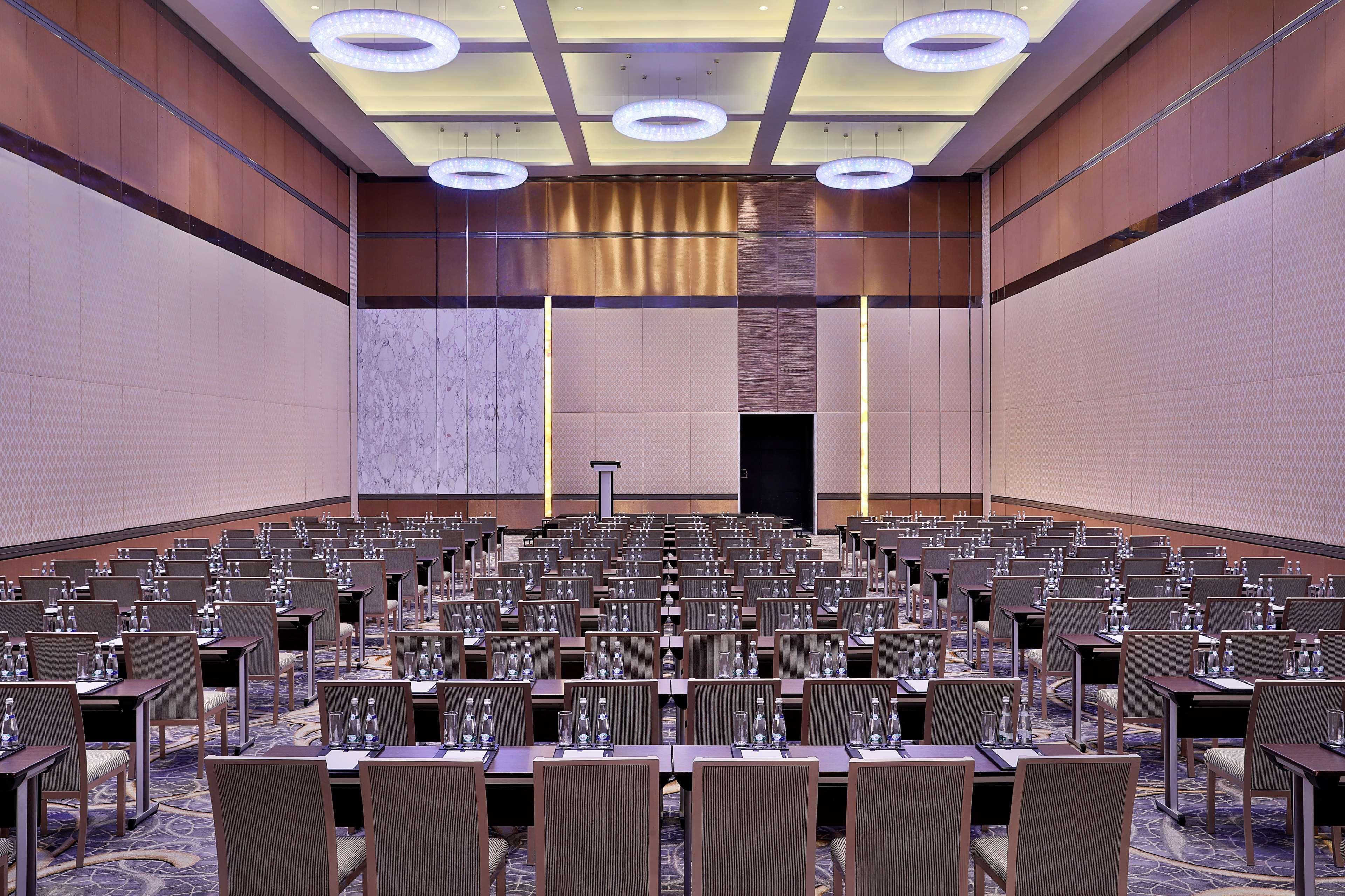Conrad Etihad Towers 5* Abu Dhabi