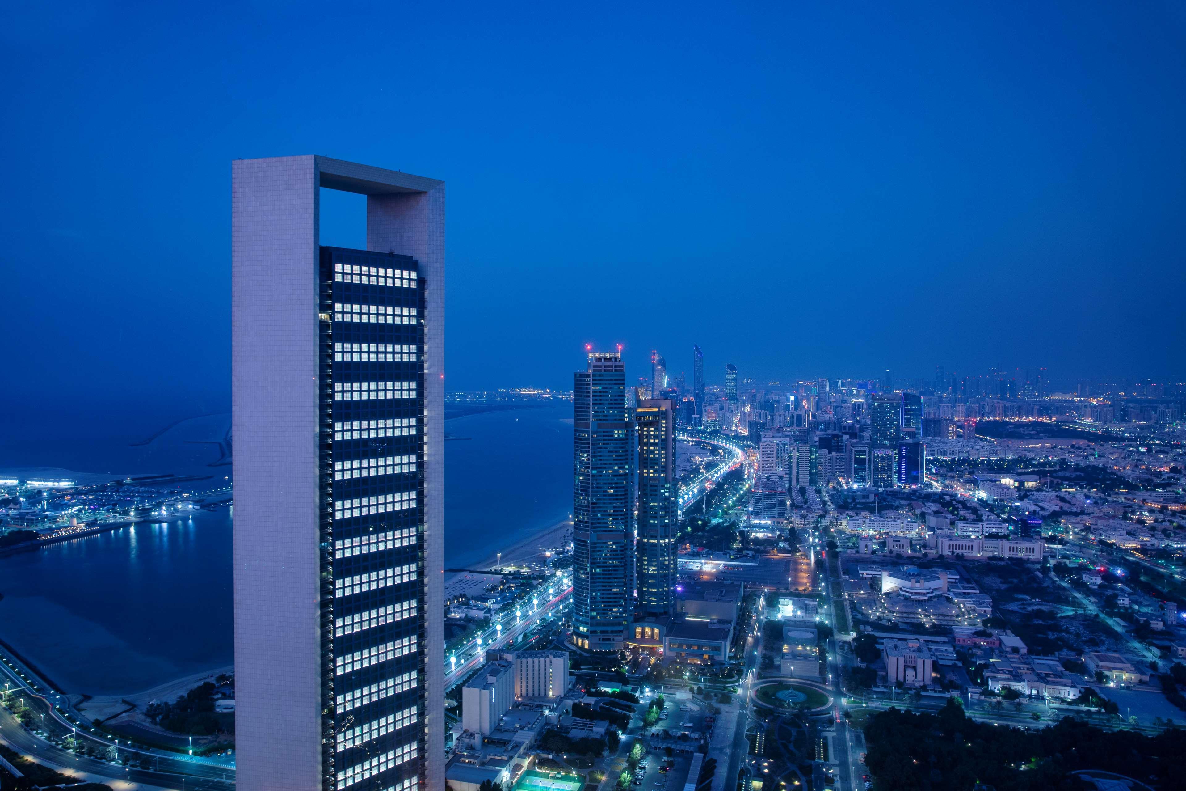 Conrad Etihad Towers Курортный комплекс 5*