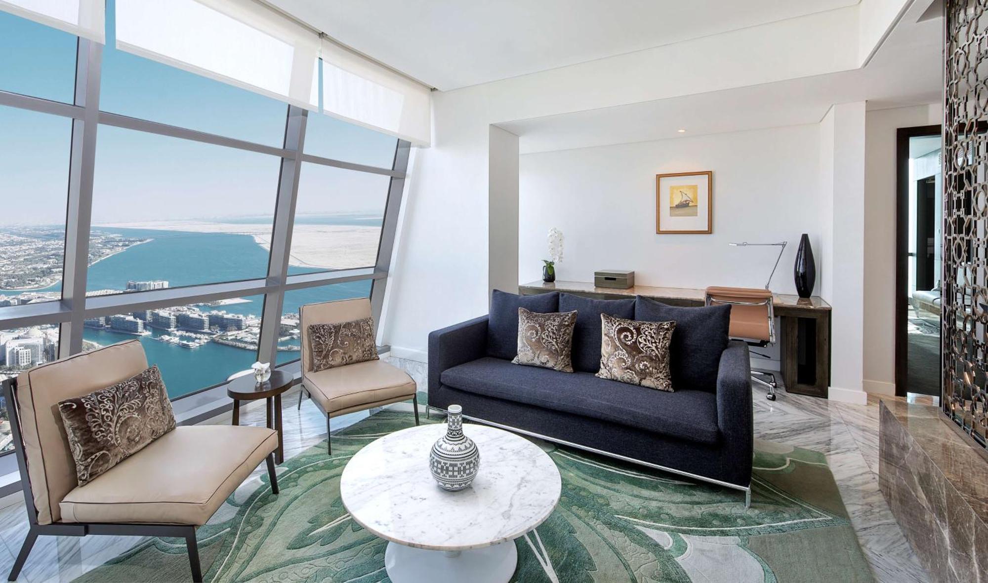 Курортный комплекс Conrad Etihad Towers 5*