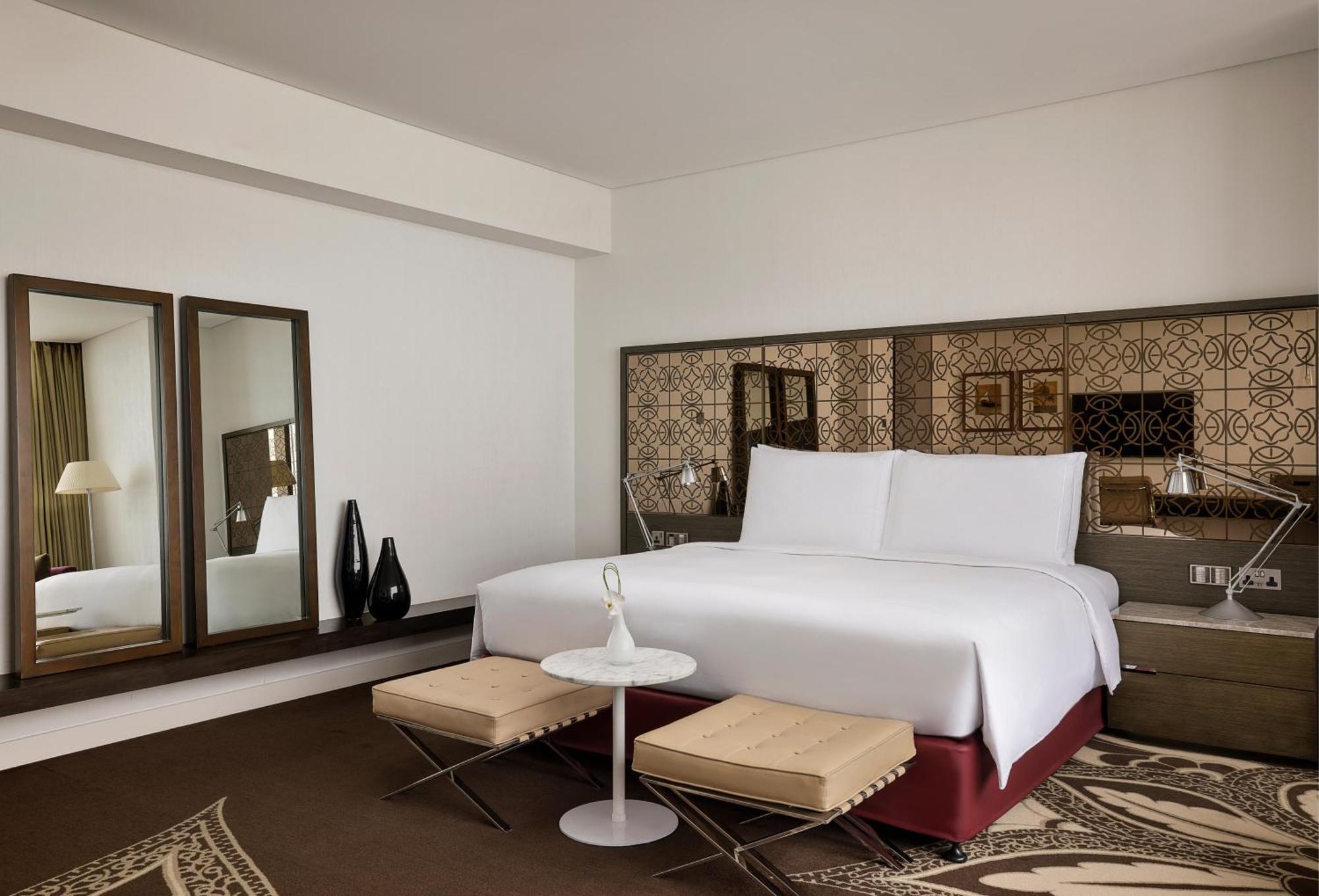 Курортный комплекс Conrad Etihad Towers